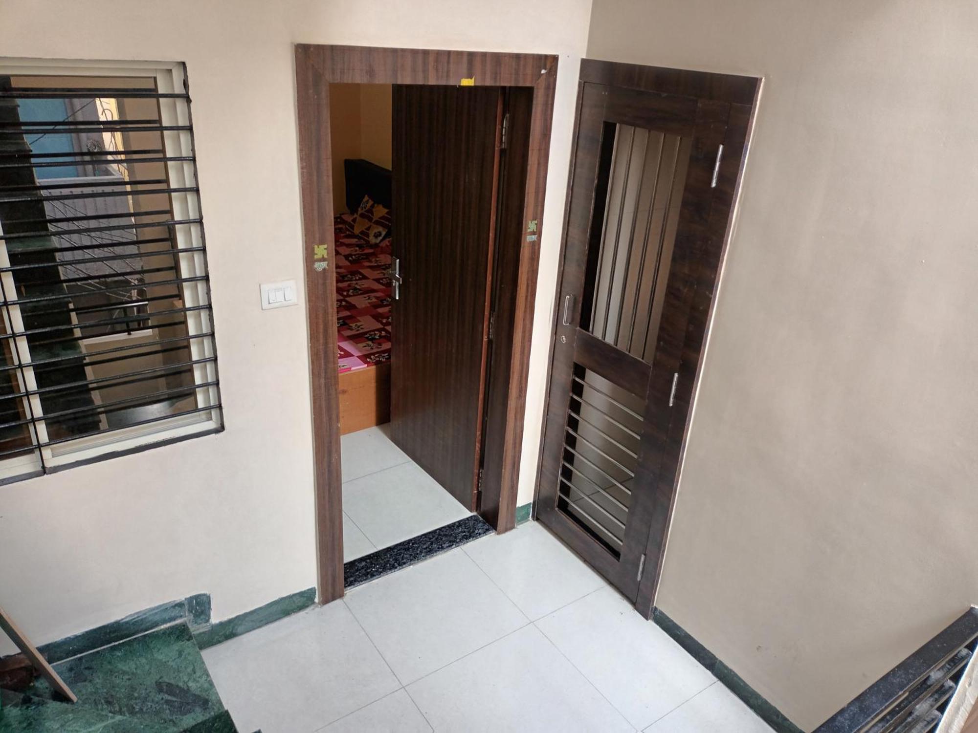 Anand Yatri Grah - Home Stay, Ujjain Esterno foto
