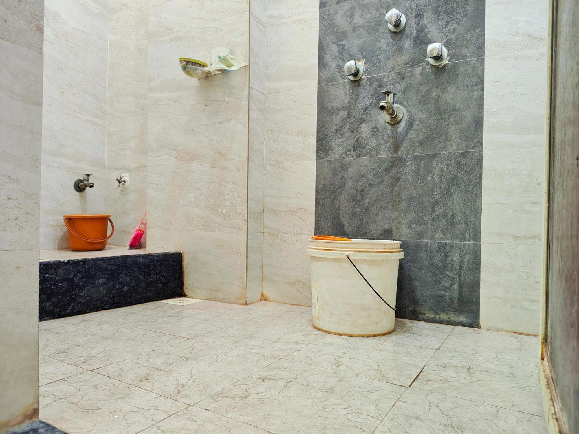 Anand Yatri Grah - Home Stay, Ujjain Esterno foto